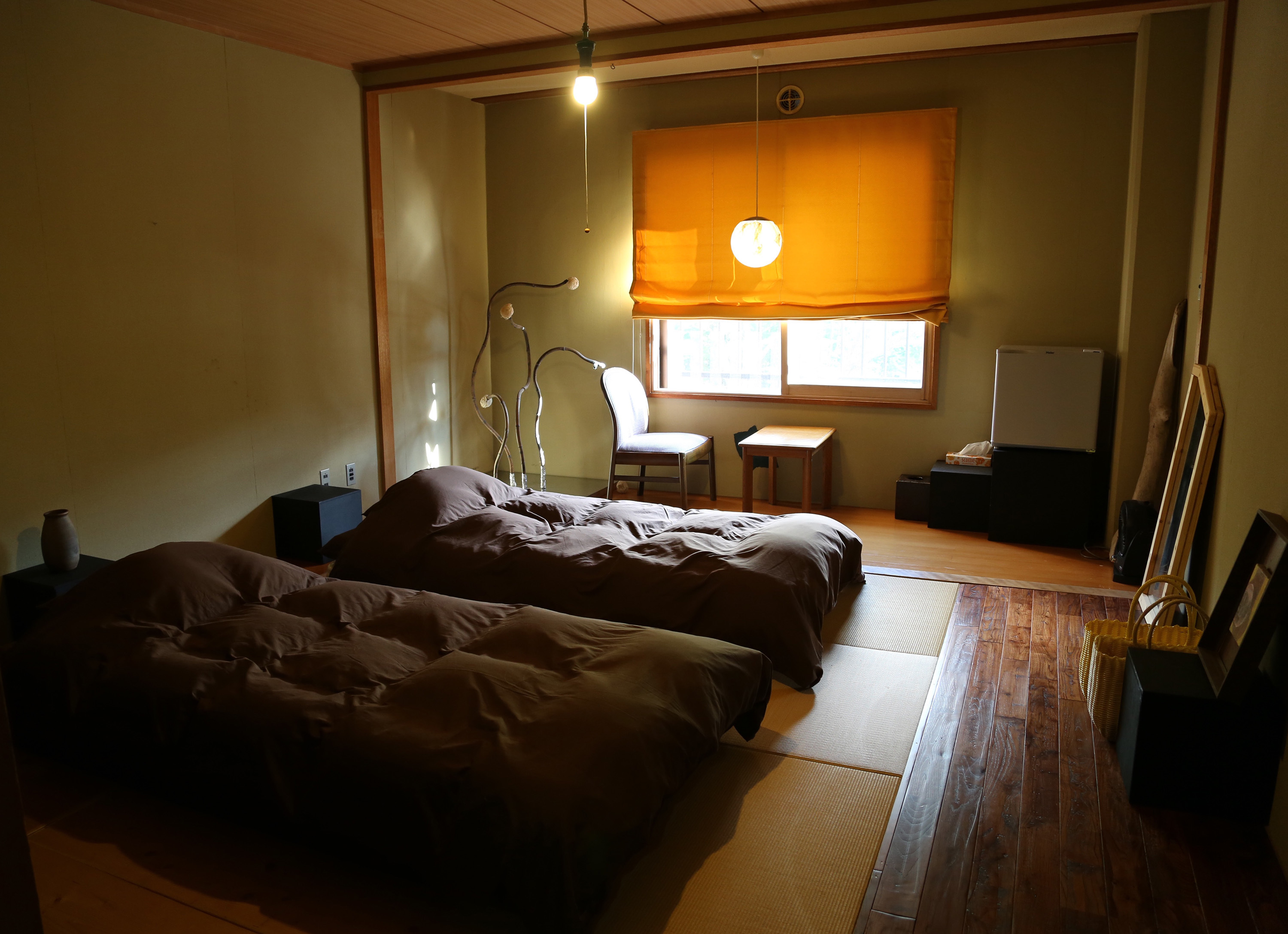 No.2 room (Southroom)