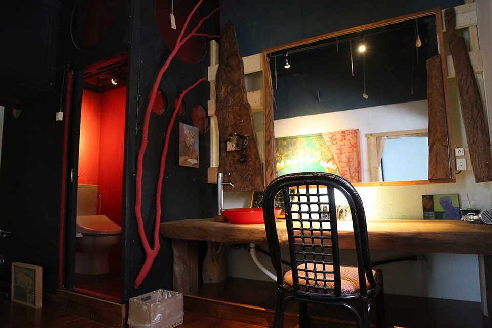 パウダールーム